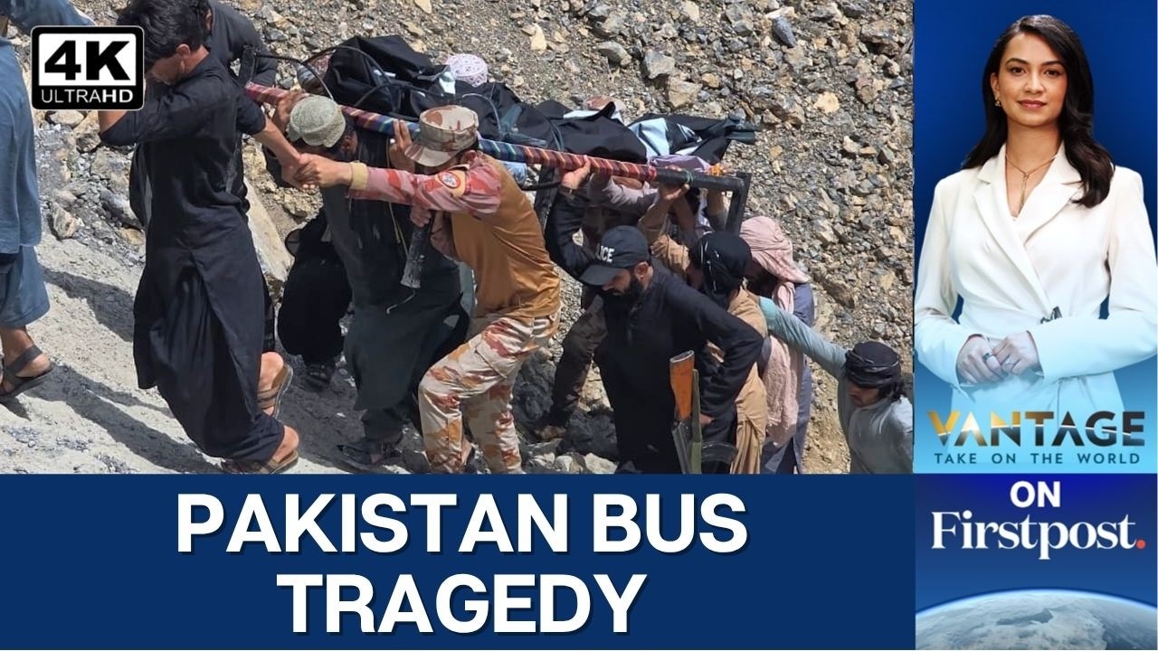 40 Killed, 8 Injured In Pakistan Accident | Vantage on Firstpost | 4K