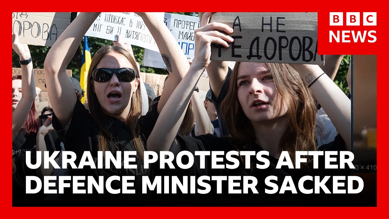 Mass protests in Ukraine after Zelensky sacks popular defence minister | BBC News