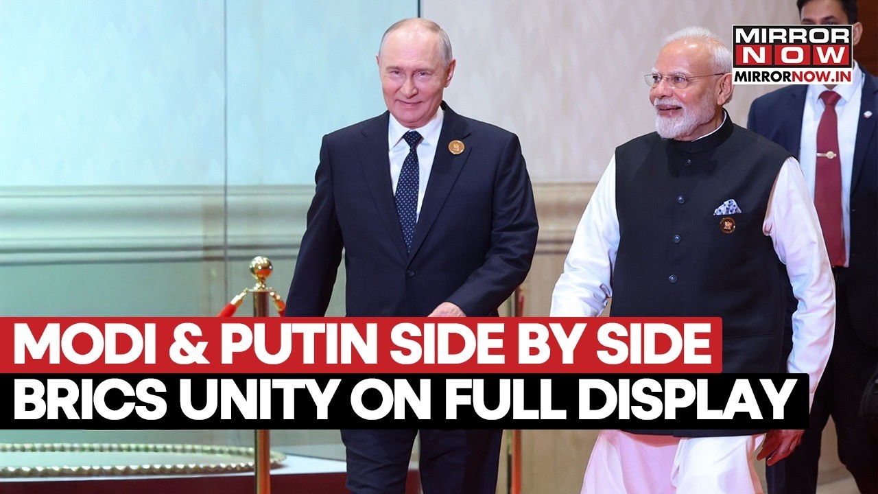 PM Modi-Putin Power Walk At BRICS: Leaders Head Side By Side To Outreach Session In Delhi | Watch